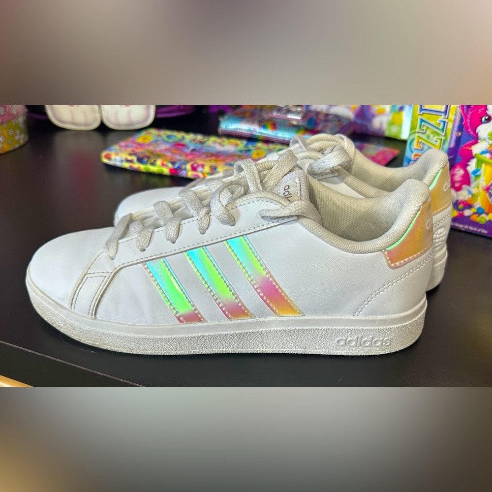 Adidas Grand Court Hologram Women's Sneaker Size 5